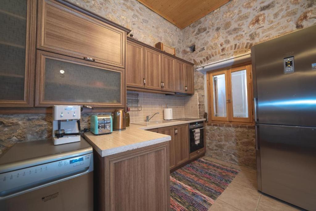Menecrates Rustic - San Matteo Apartment Ágios Matthaíos Bagian luar foto