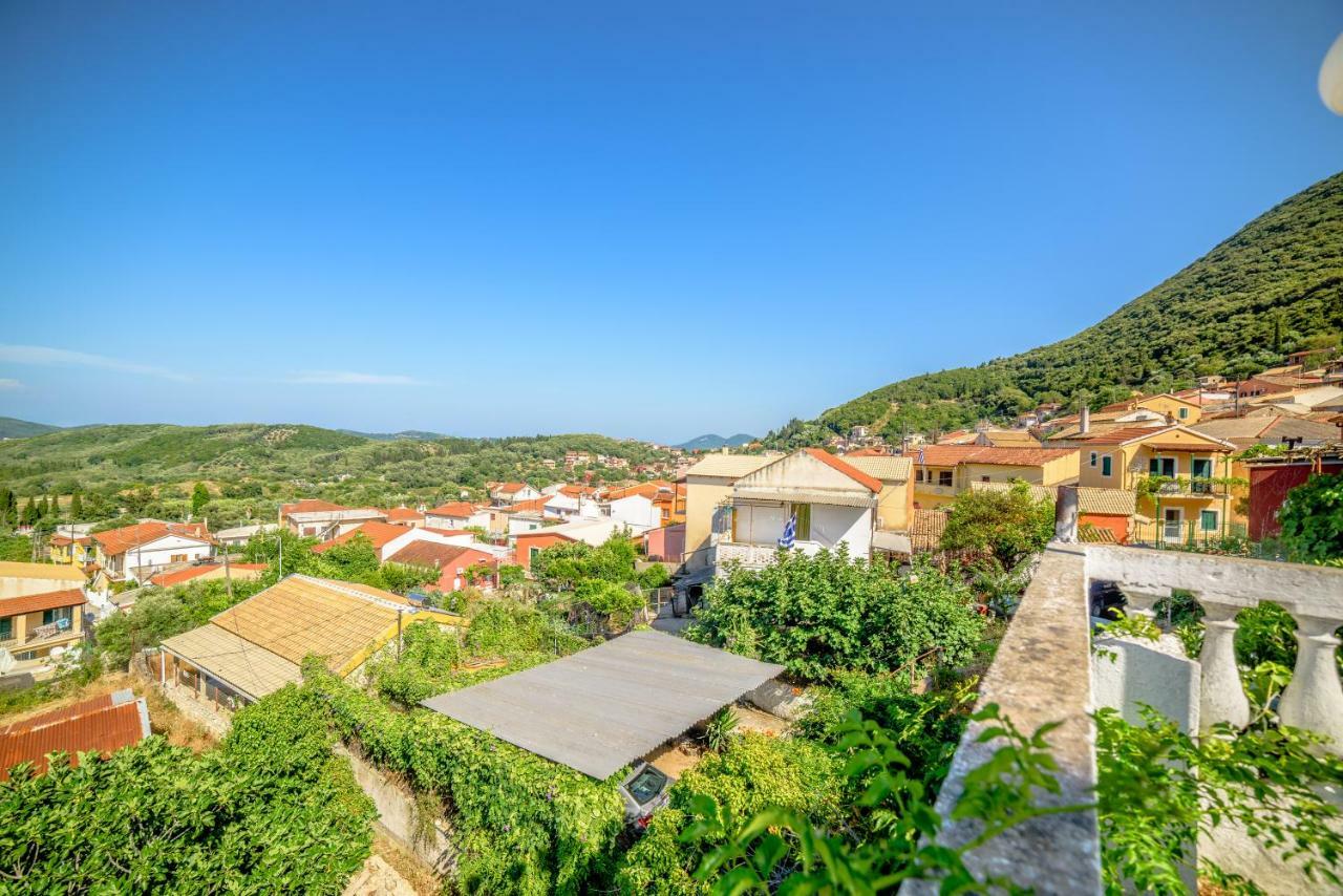 Menecrates Rustic - San Matteo Apartment Ágios Matthaíos Bagian luar foto