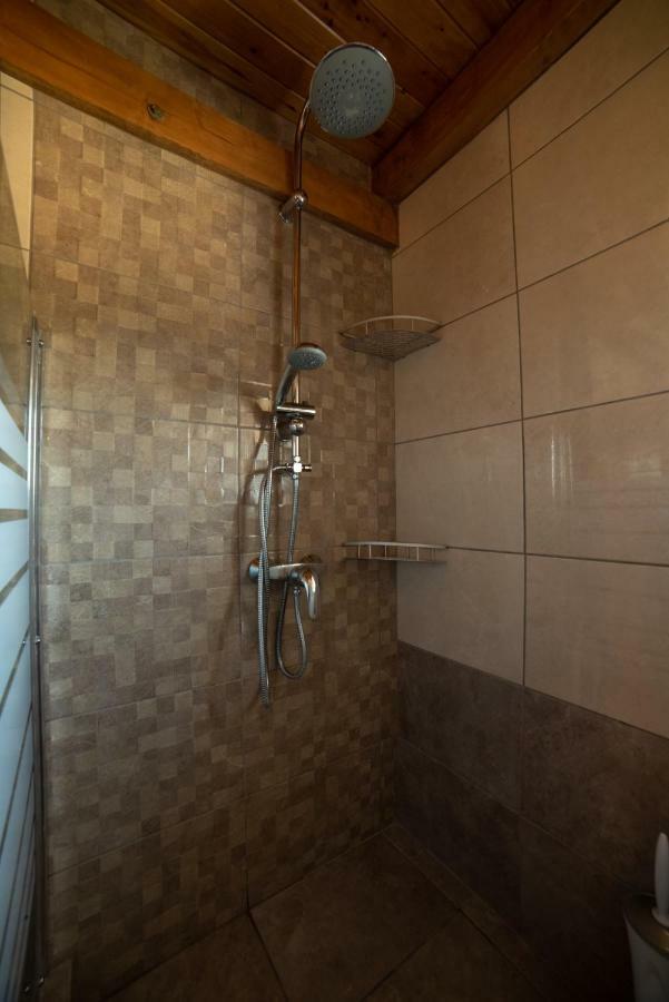 Menecrates Rustic - San Matteo Apartment Ágios Matthaíos Bagian luar foto